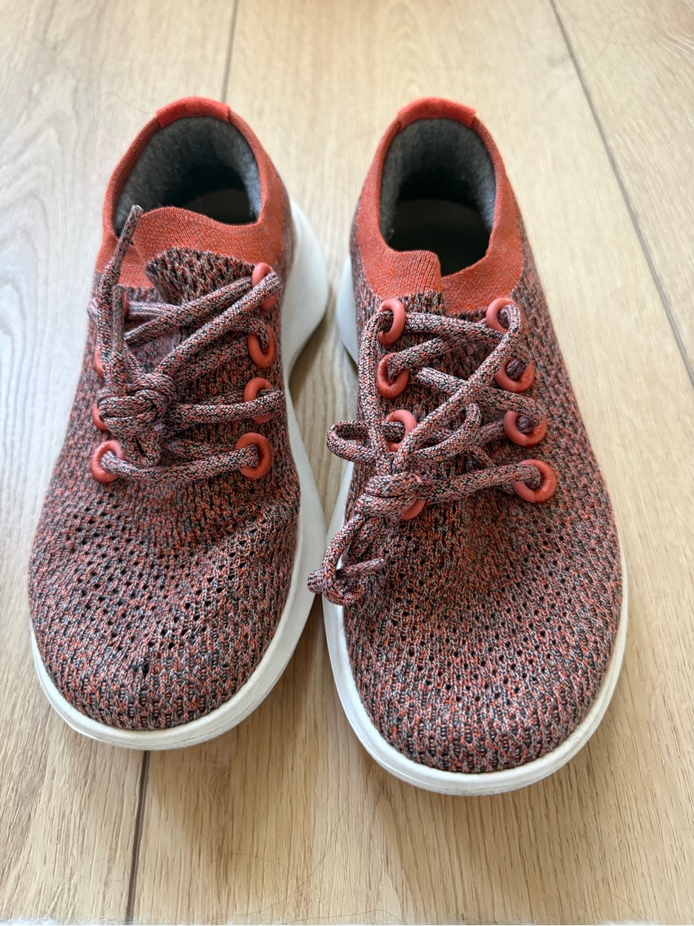 Allbirds women’s size 7.5 like new Knit Slip-On Sneakers - Rust/Coral